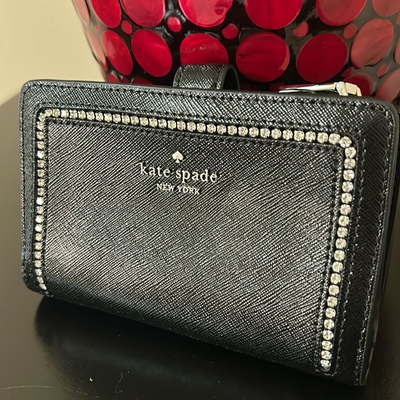 Kate Spade NWT Black Madison Medium Compact Bifold Wallet with Crystal Inlay - Picture 7 of 15
